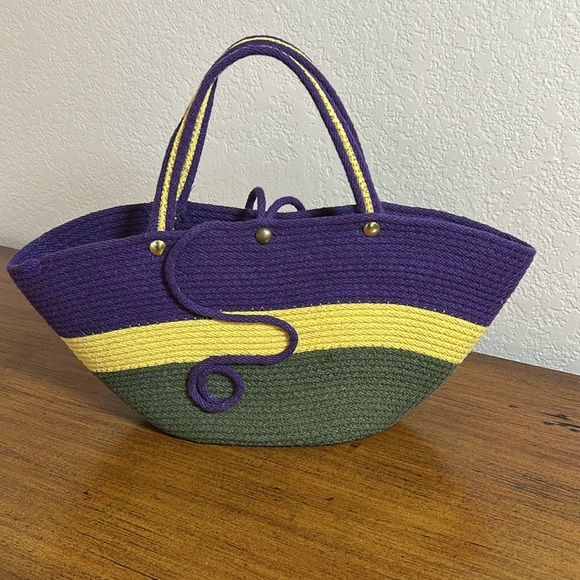 Unique Woven Rope Jute Bucket Floral Embroidered Purple and Green Handbag - Picture 15 of 16
